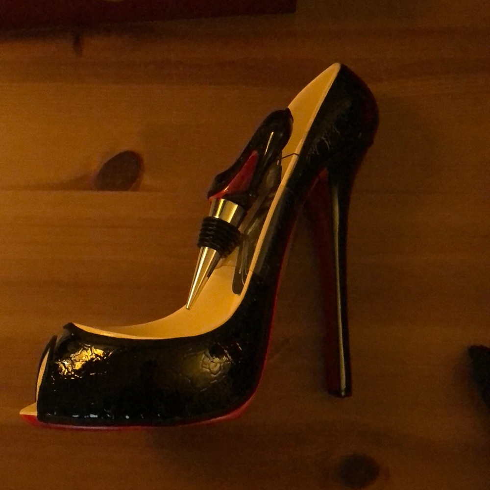 Brand New High Heel Wine Holder